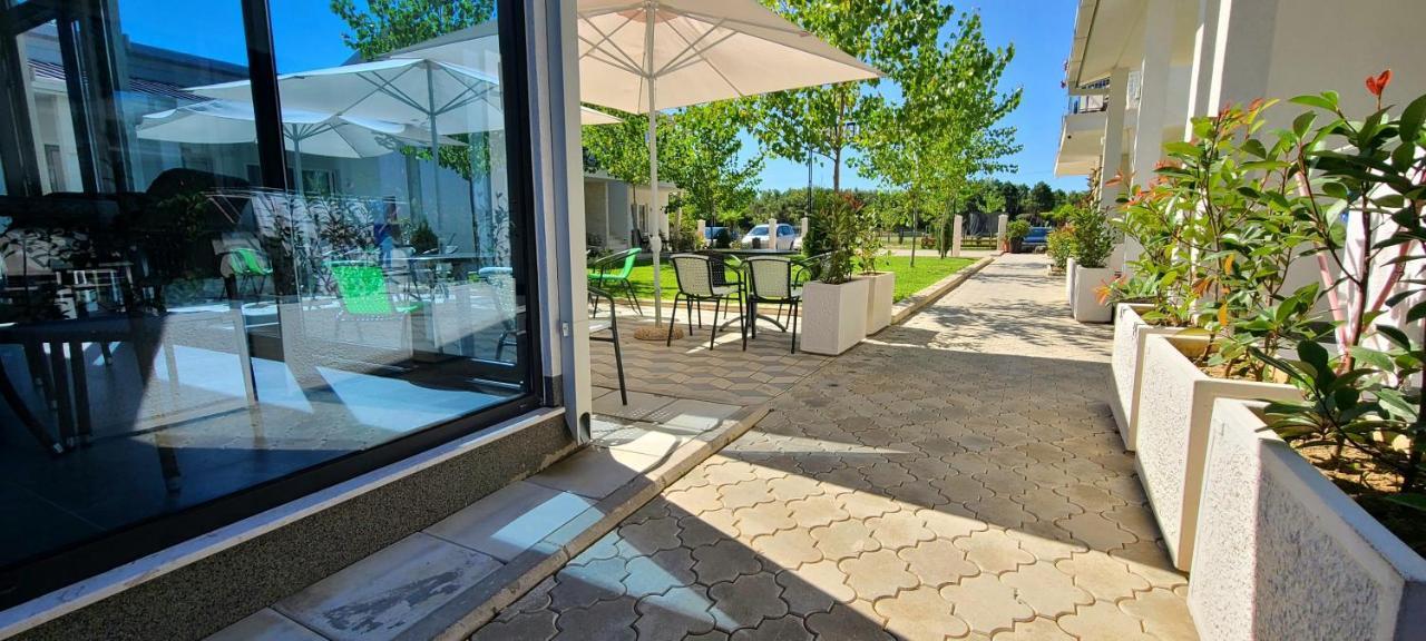 Апартаменты Casa Al Mare Улцинь Экстерьер фото